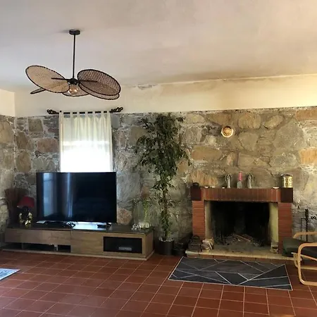 Salvia Tas Ev Apartman *